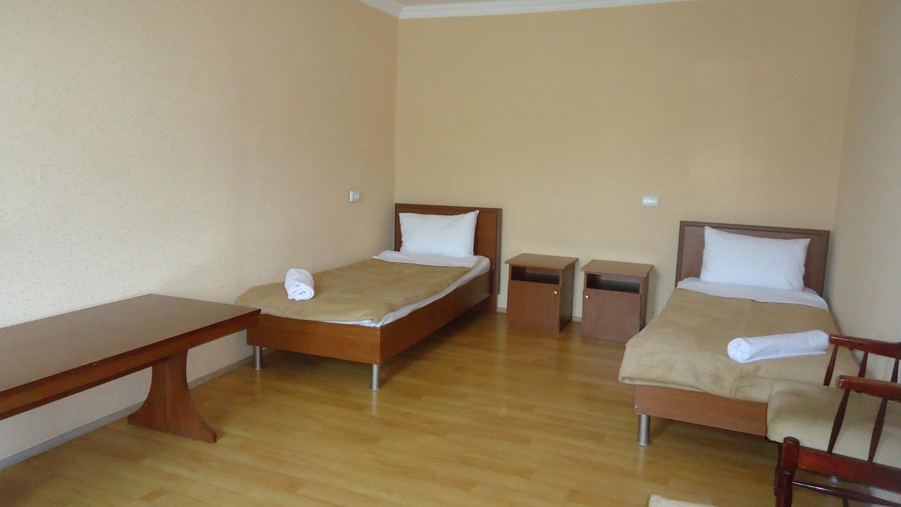 Hotel Georgia Gori Exterior foto